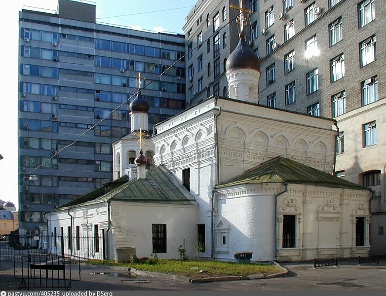 Храм Михаила Архангела в Овчинниках